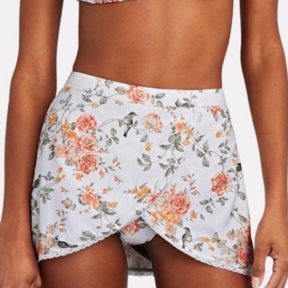 Weworewhat lace floral bird swim skirt